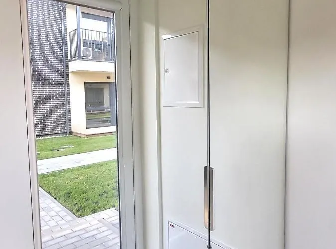 Quiet 2 In Amber Apartment *